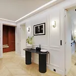 Pick A Flat - Champs Elysées Serviced Apartments